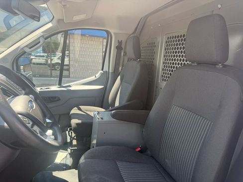 Used 2018 Ford Transit 150 130 Low Roof RWD image 17