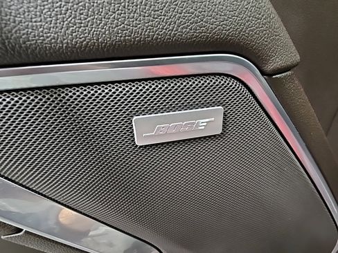 Used 2023 GMC Sierra 1500 SLT w/ SLT Premium Plus Package image 32