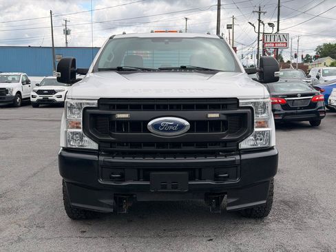 Used 2020 Ford F250 XL w/ Power Equipment Group AWD/4WD image 2