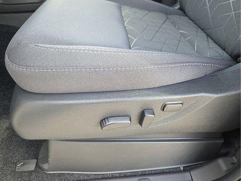 New 2026 Nissan Frontier SV w/ Tow Package image 14