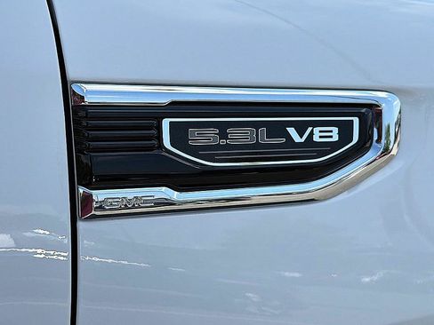 Used 2025 GMC Sierra 1500 SLT RWD image 26
