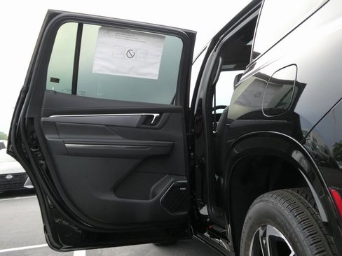 New 2026 Buick Enclave Sport Touring w/ Power Package image 33