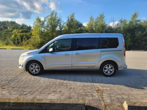 Used 2016 Ford Transit Connect Titanium image 3
