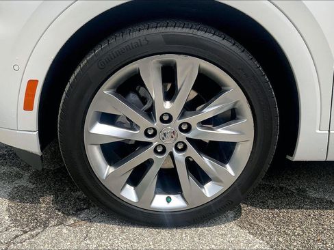 Used 2023 Buick Envision Avenir AWD/4WD image 9