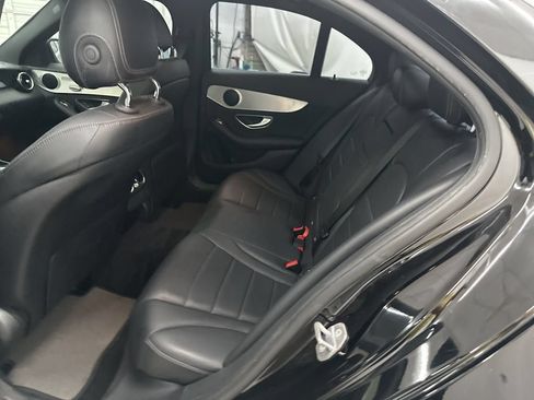 Used 2018 Mercedes-Benz C 300 Sedan image 23
