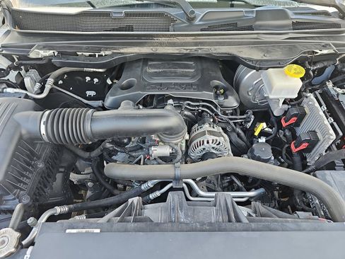 Used 2020 RAM 1500 Laramie AWD/4WD image 31