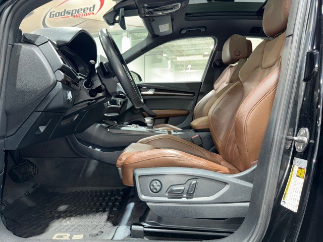 Used 2019 Audi Q5 2.0T Premium Plus w/ Premium Plus Package AWD/4WD image 5
