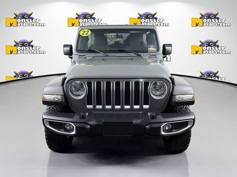 Used 2022 Jeep Wrangler Unlimited Sahara w/ Cold Weather Group AWD/4WD image 2
