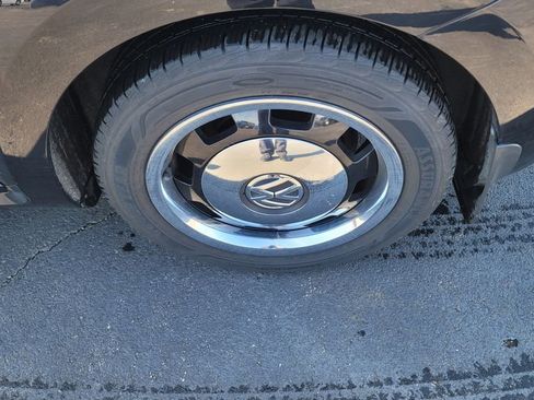 Used 2016 Volkswagen Beetle 1.8T Classic image 8