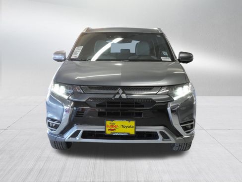 Used 2019 Mitsubishi Outlander GT image 2