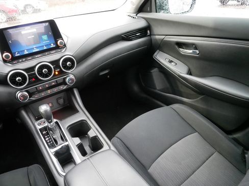 Certified 2022 Nissan Sentra SV w/ Trunk Package image 11