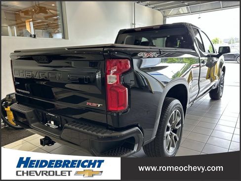 Used 2023 Chevrolet Silverado 1500 RST w/ Protection Package AWD/4WD image 4