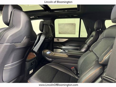 New 2026 Lincoln Navigator Black Label AWD/4WD image 39