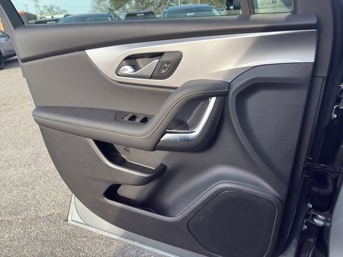New 2026 Chevrolet Blazer LT image 9