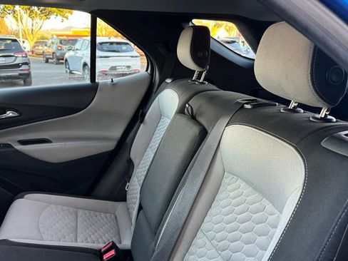 Used 2019 Chevrolet Equinox LT image 18