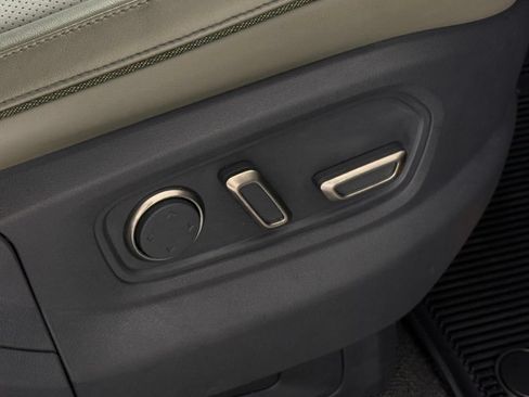 Used 2022 Rivian R1T Launch Edition AWD/4WD image 41