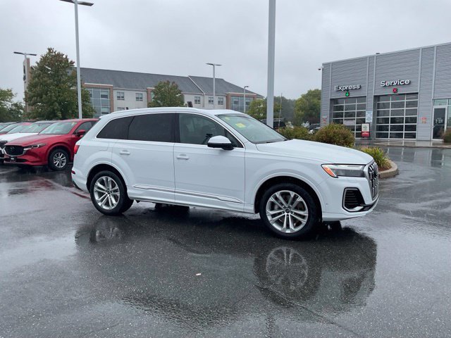 Used 2025 Audi Q7 3.0T Premium Plus AWD/4WD image 3