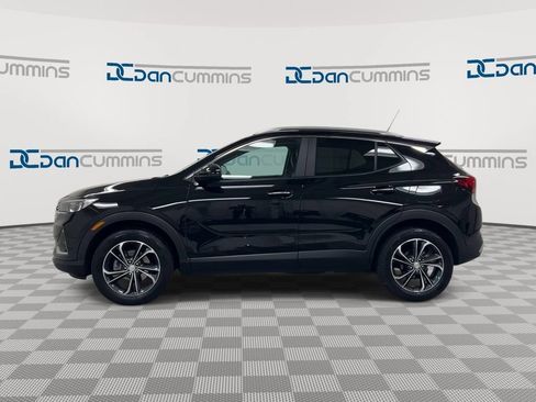 Used 2023 Buick Encore GX Select w/ Safety Package II AWD/4WD image 5