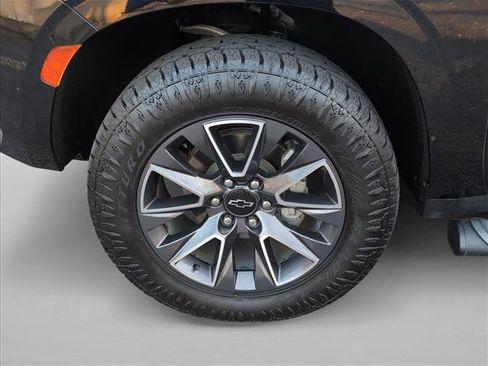 Used 2021 Chevrolet Tahoe Z71 w/ Z71 Signature Package image 25