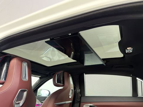 Used 2024 BMW 740i RWD image 15