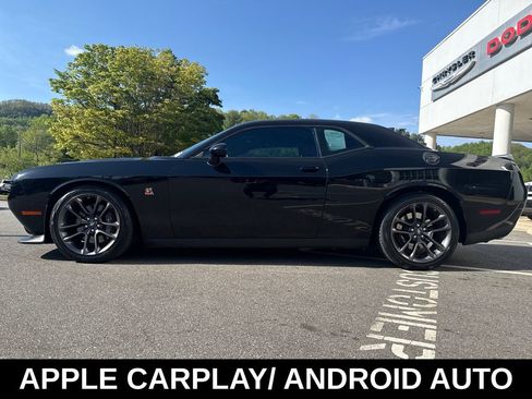Used 2023 Dodge Challenger R/T Scat Pack RWD image 9