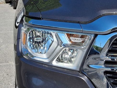 Used 2020 RAM 1500 Big Horn AWD/4WD image 13