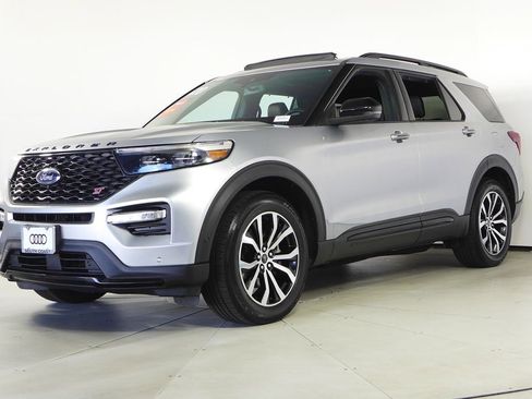 Used 2020 Ford Explorer ST w/ Premium Technology Package image 2