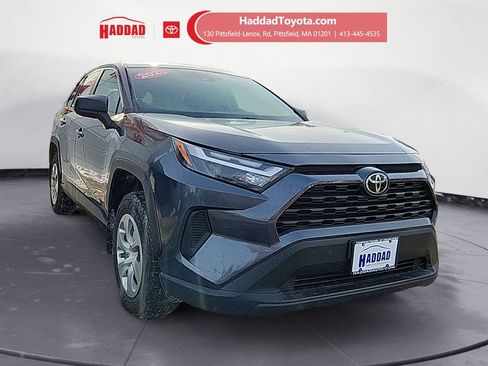 Used 2023 Toyota RAV4 LE image 7