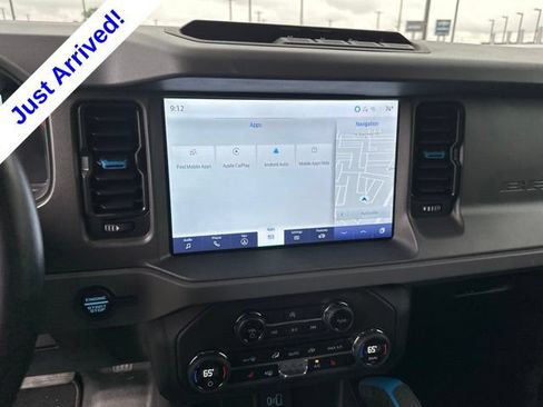 Used 2024 Ford Bronco Black Diamond AWD/4WD image 11