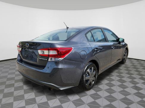 Used 2018 Subaru Impreza 2.0i image 4