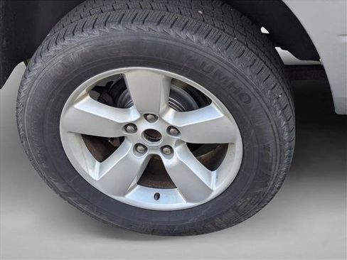 Used 2017 RAM 1500 Classic SLT image 7