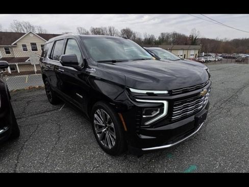 Used 2025 Chevrolet Tahoe High Country image 4