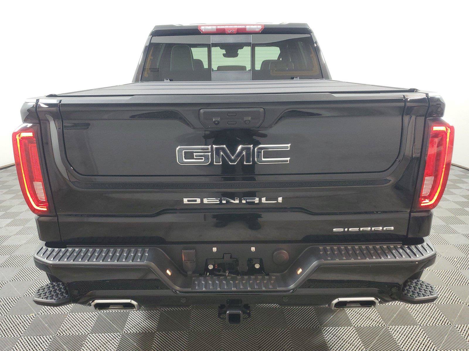 Used 2025 GMC Sierra 1500 Denali Ultimate AWD/4WD image 5