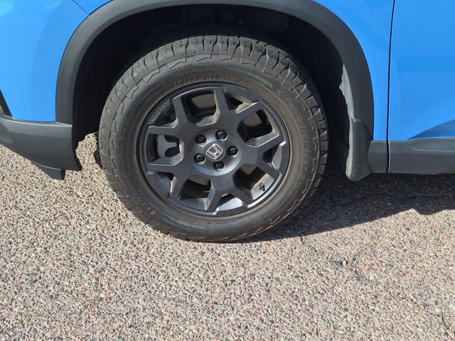 Used 2025 Honda Pilot TrailSport image 15