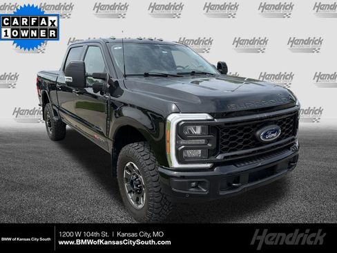 Used 2023 Ford F250 Lariat w/ Lariat Ultimate Package AWD/4WD image 1