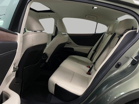 Certified 2025 Lexus ES 350 w/ Premium Package image 28