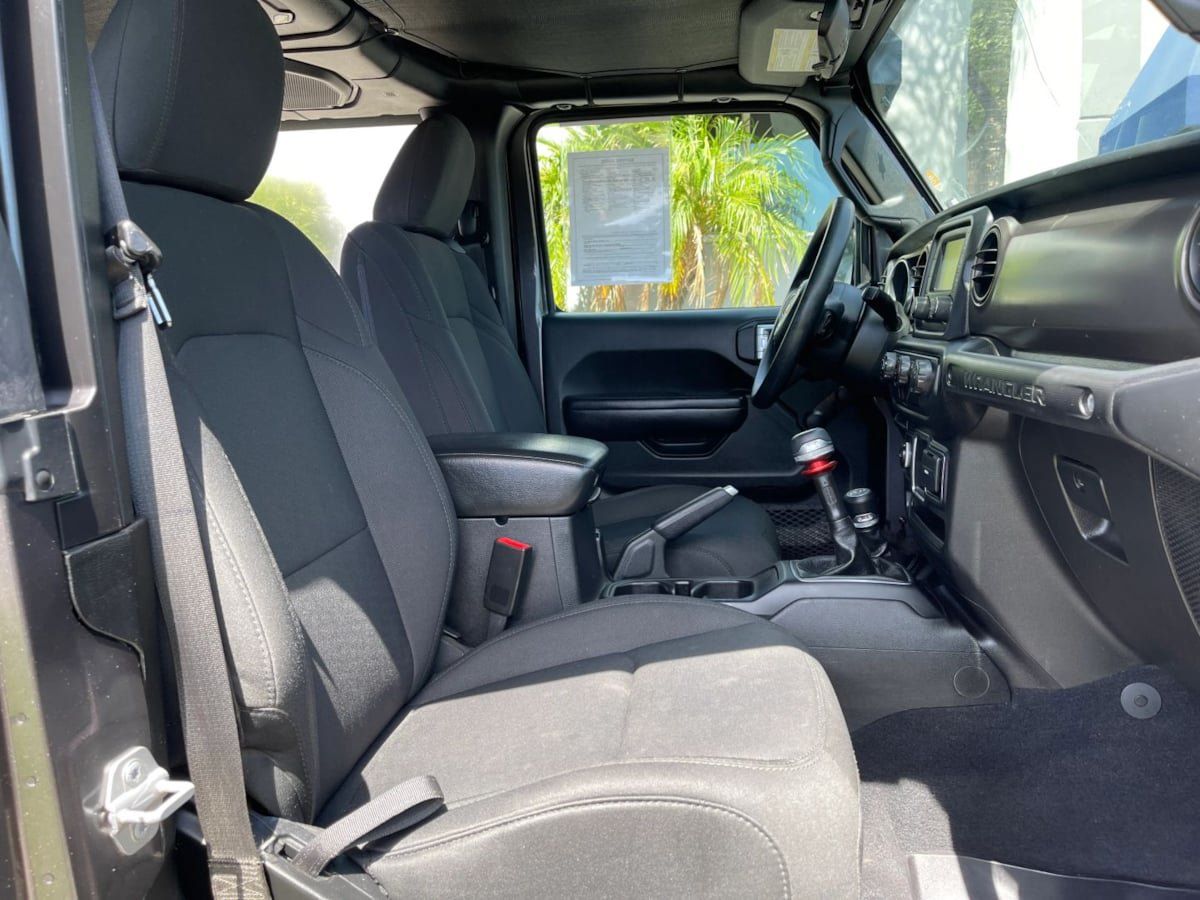Used 2018 Jeep Wrangler Sport AWD/4WD image 21