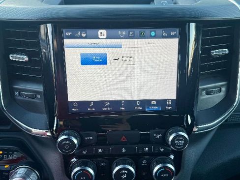 Used 2024 RAM 1500 Laramie image 19