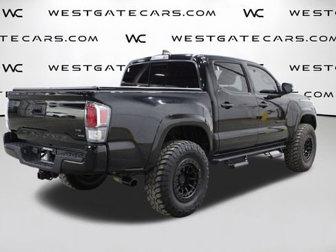 Used 2021 Toyota Tacoma TRD Sport w/ TRD Premium Sport Package AWD/4WD image 45