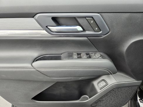 New 2026 GMC Terrain Elevation w/ Elevation Premium Package image 9