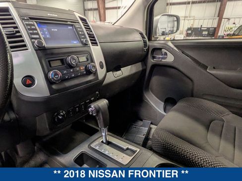 Used 2018 Nissan Frontier PRO-4X image 29