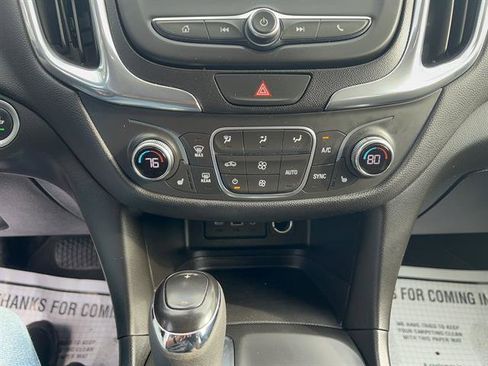 Used 2020 Chevrolet Equinox LT image 21
