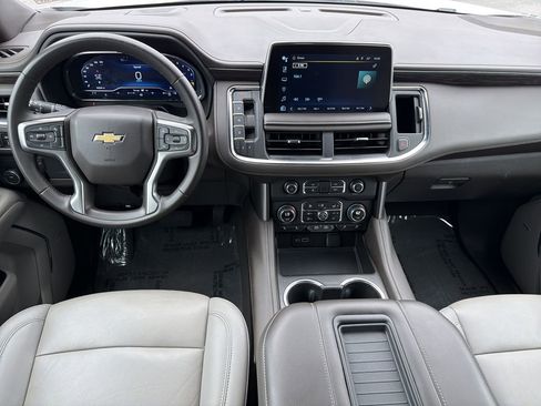 Used 2024 Chevrolet Tahoe LT image 2