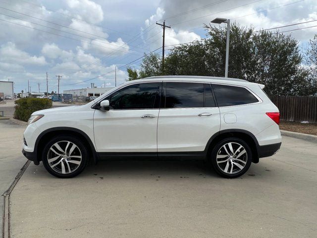 Used 2018 Honda Pilot Touring image 2