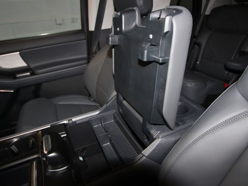 New 2026 Ford Expedition Active image 16