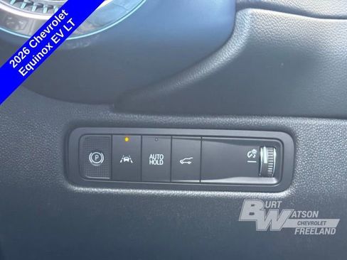 New 2026 Chevrolet Equinox EV LT image 16
