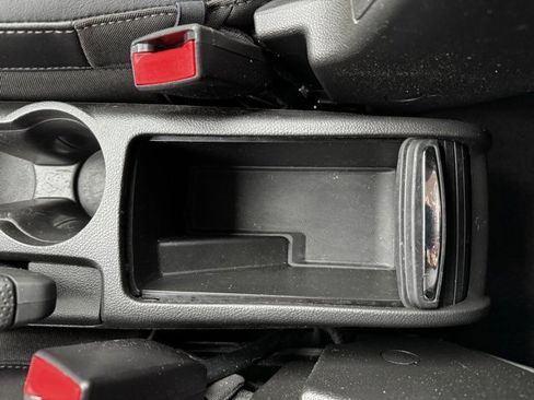 Used 2018 Buick Encore Preferred image 16