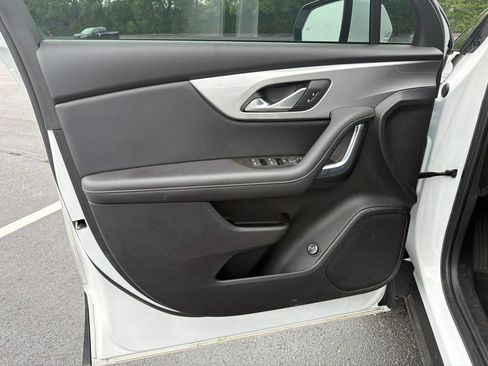 Used 2022 Chevrolet Blazer LT FWD image 17