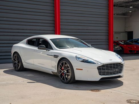 Used 2015 Aston Martin Rapide S RWD image 3