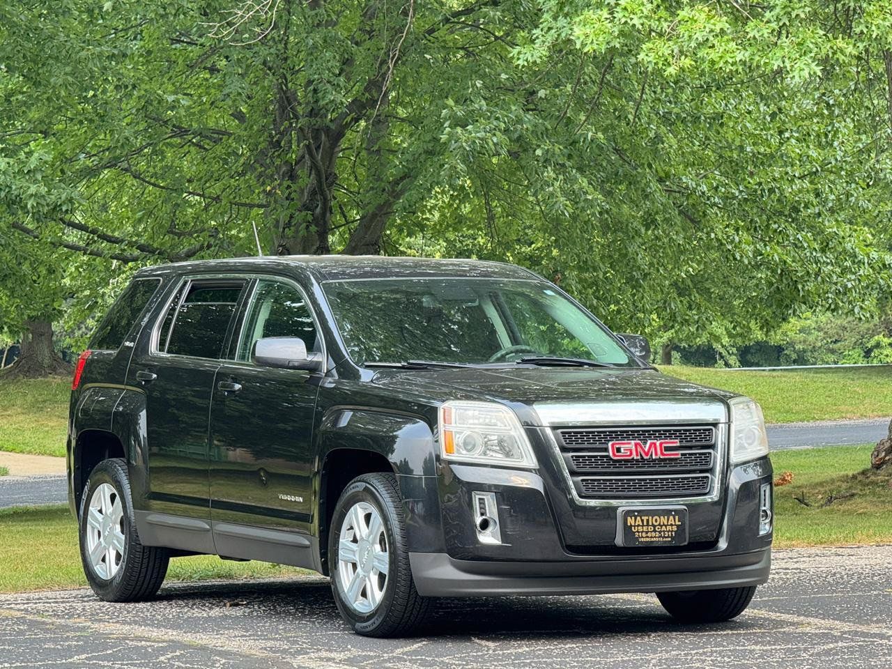 Used 2014 GMC Terrain SLE FWD image 2